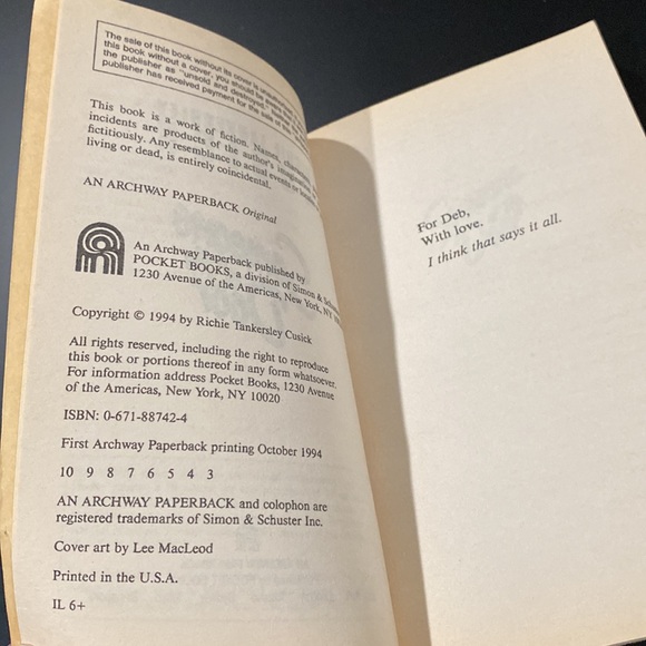 Someone at the Door by Richie Tankersley Cusick - Paperback Novel - Picture 4 of 7